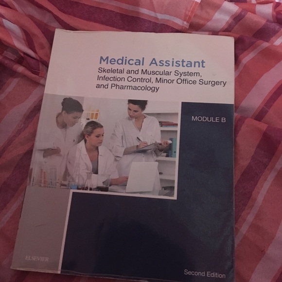 Medical assistant books - Picture 1 of 6
